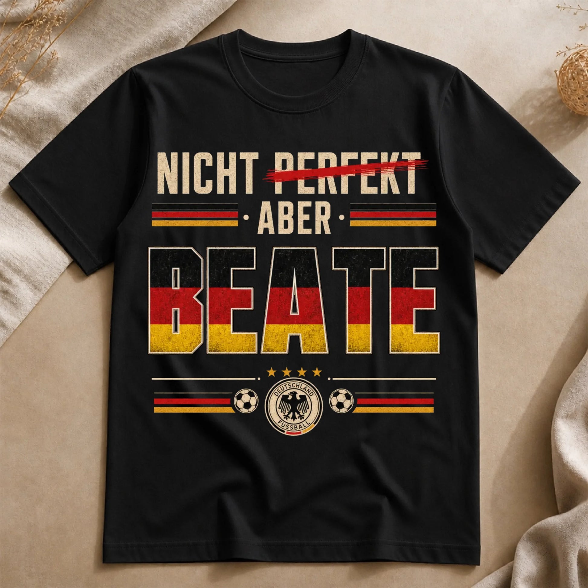MK-TRẢI-SÀN-T-SHIRT-BLACK