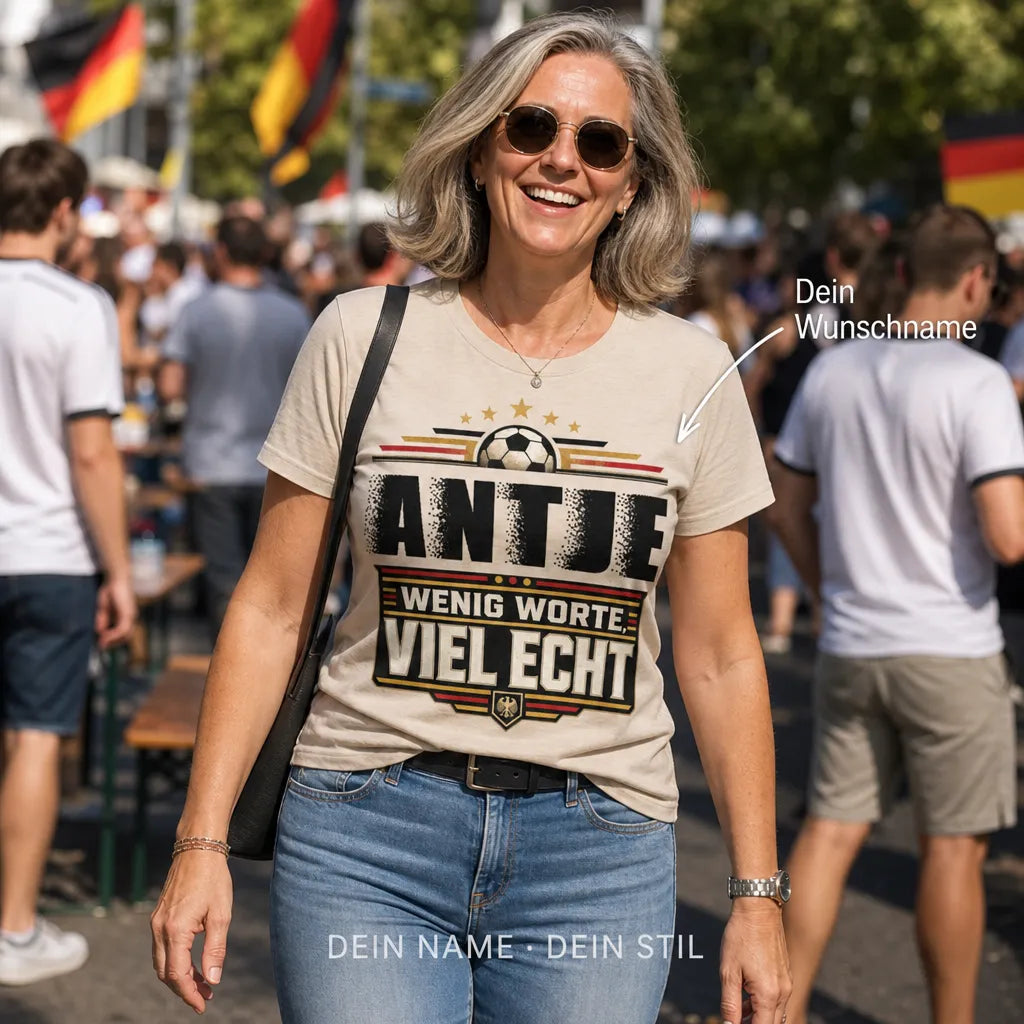Personalisiertes Fußball T-Shirt mit Namen - Wenig Worte, viel echt