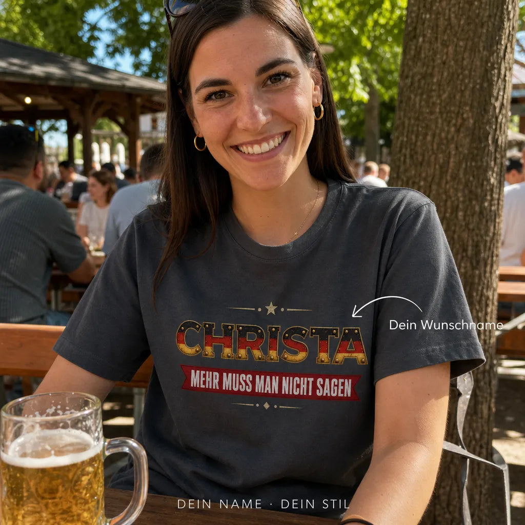 Personalisiertes Deutschland Fußball T-Shirt mit Namen - Bleib ruhig, sie regelt das