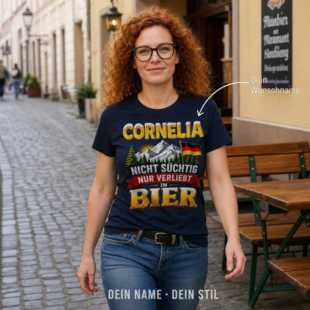 Personalisiertes Bier Deutschland T-Shirt mit Namen - Nur verliebt in Bier