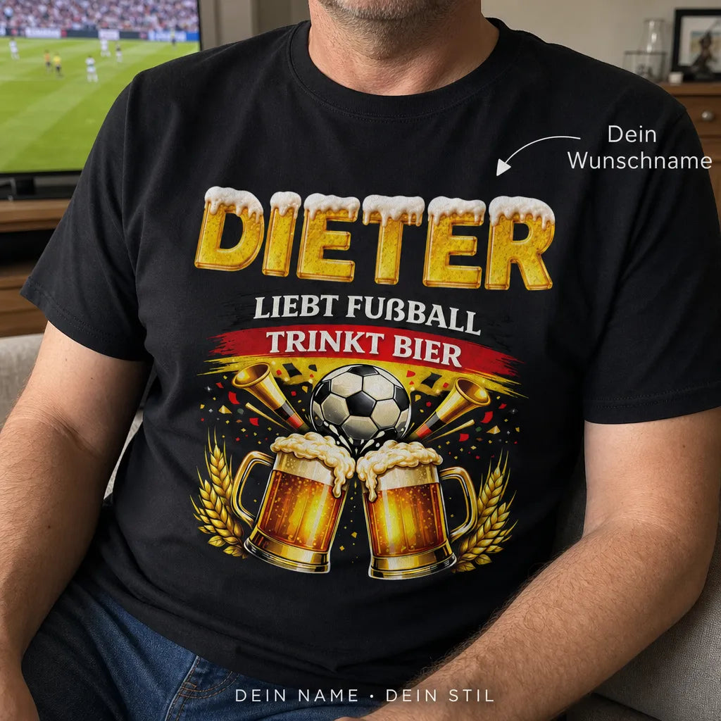 Personalisiertes Fußball Bier T-Shirt mit Namen - Liebt Fußball, trinkt Bier