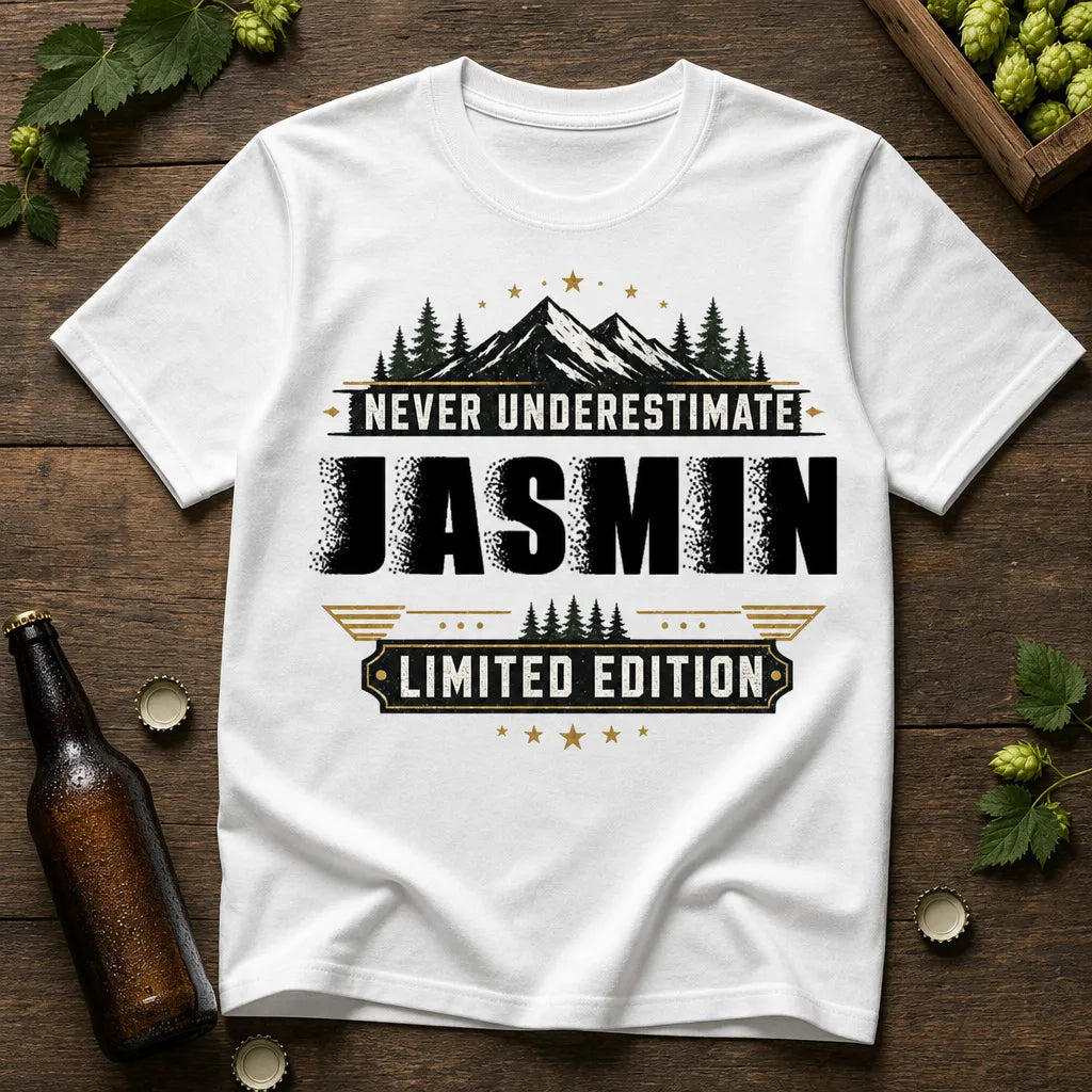 Personalisiertes Spruch T-Shirt mit Namen - Unterschätze mich niemals