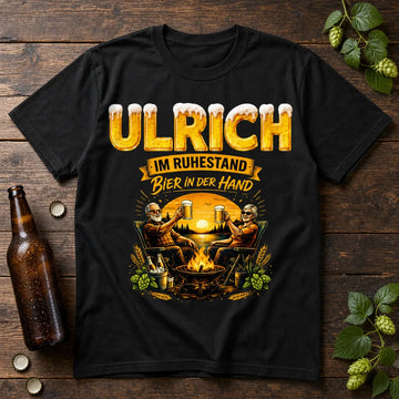Personalisiertes Ruhestand Bier T-Shirt mit Namen - Im Ruhestand, Bier in der Hand