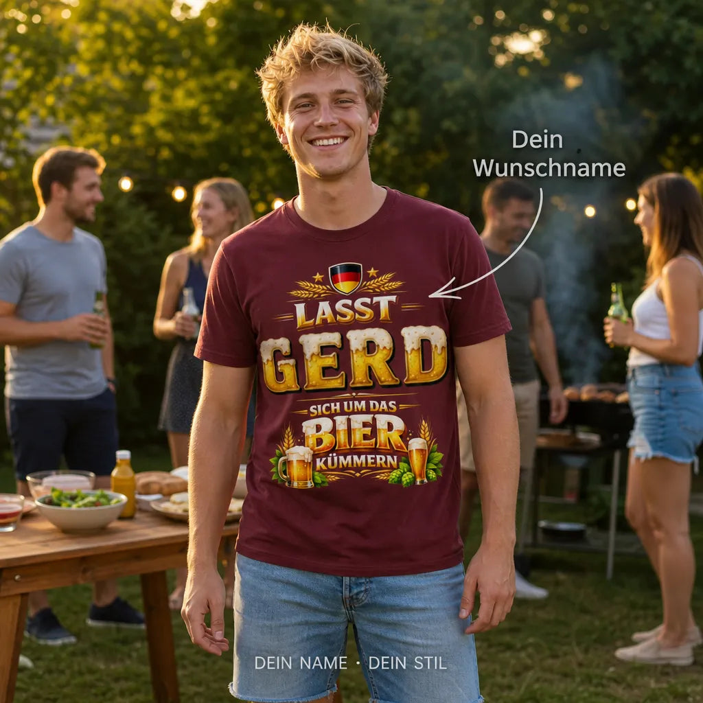 Personalisiertes Fußball Bier T-Shirt mit Namen - Liebt Fußball, trinkt Bier