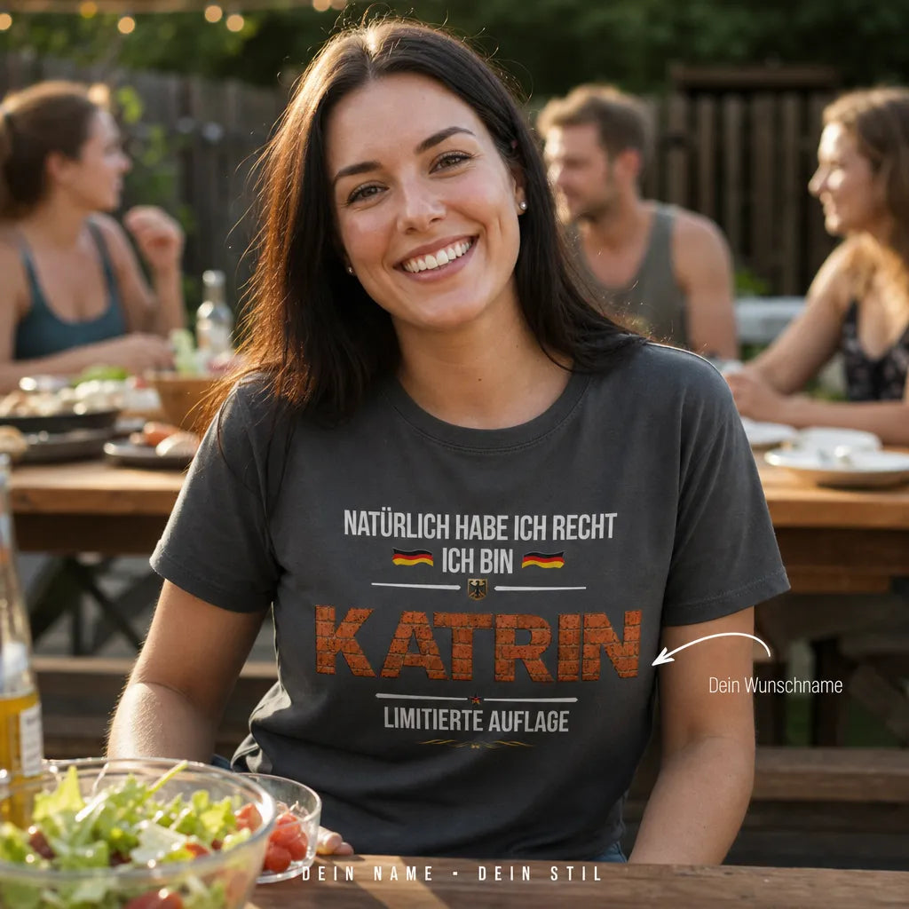 Personalisiertes Humor T-Shirt mit Namen - Nicht perfekt, nah dran