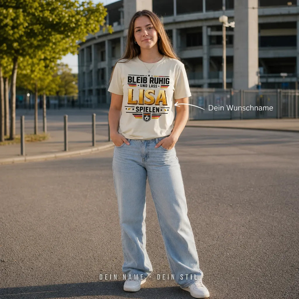 Personalisiertes Fußball T-Shirt mit Namen - Bleib ruhig, lass spielen