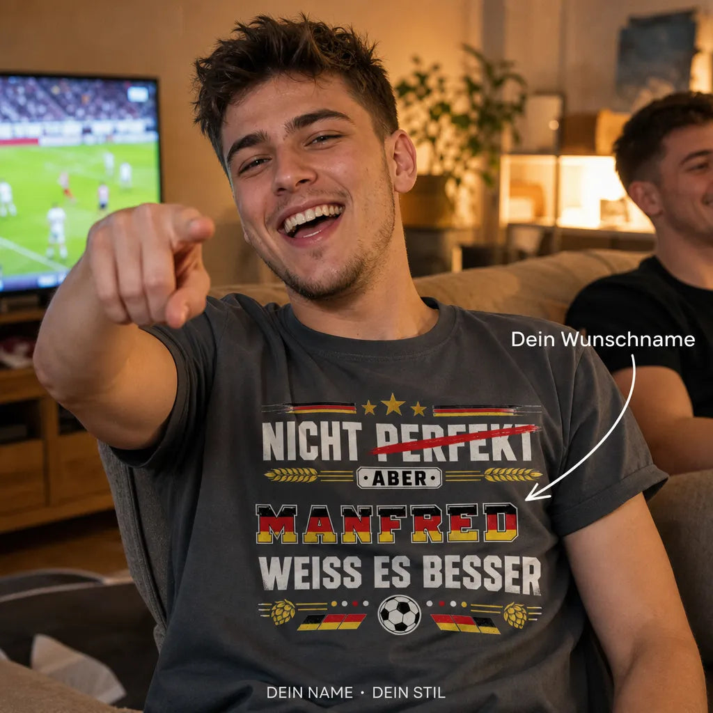 Personalisiertes Fußball T-Shirt mit Namen - Kein Trainer, aber besser