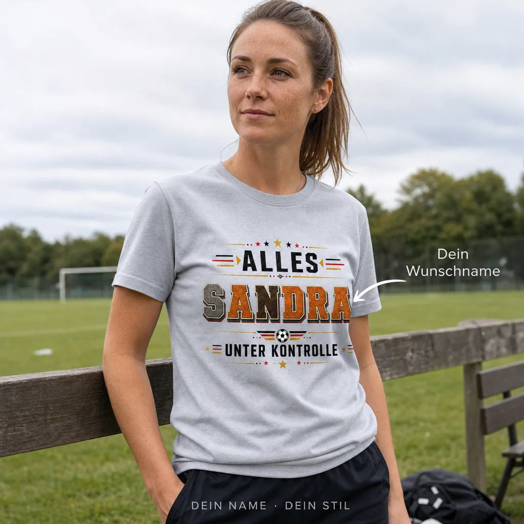 Personalisiertes Fußball T-Shirt mit Namen - Bleib ruhig, lass spielen
