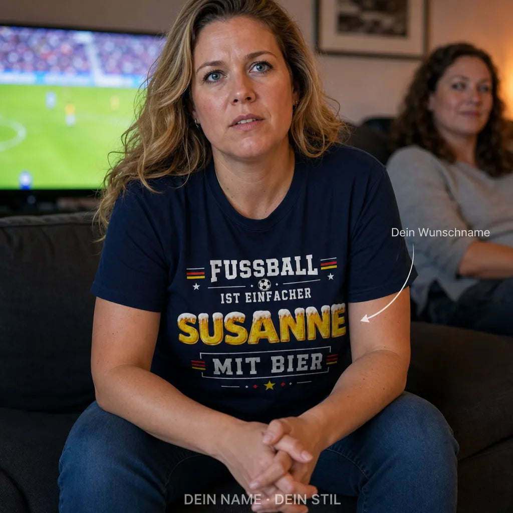 Personalisiertes Fußball Bier T-Shirt mit Namen - Einfach besser mit Bier