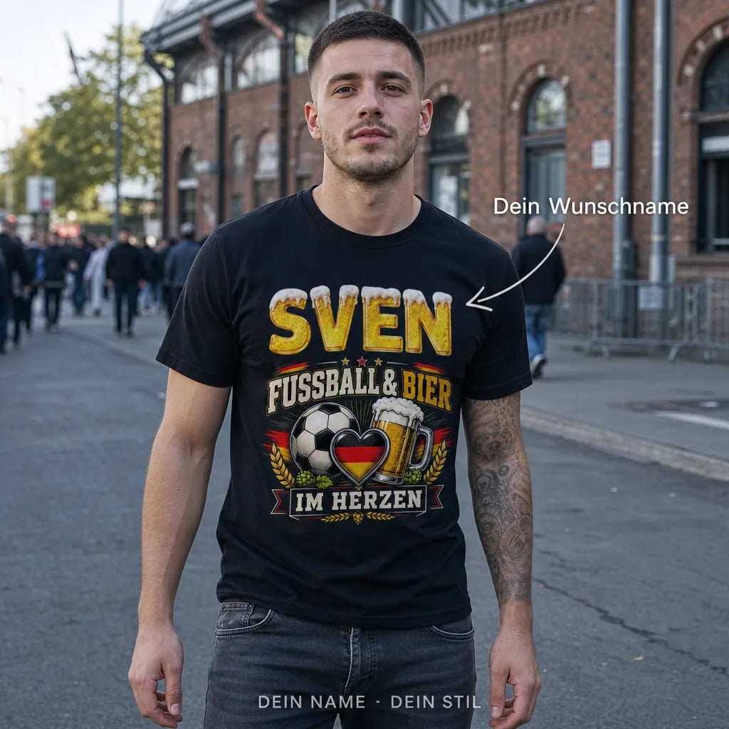 Personalisiertes Fußball Bier T-Shirt mit Namen - Fußball & Bier im Herzen